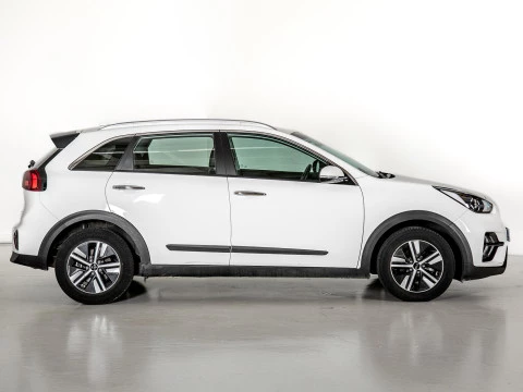 Kia Niro 1.6 GDi HEV 104kW (141CV) Drive
