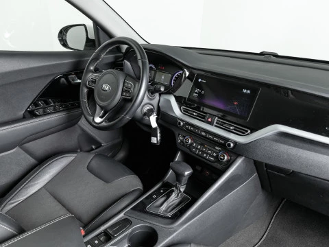 Kia Niro 1.6 GDi HEV 104kW (141CV) Drive