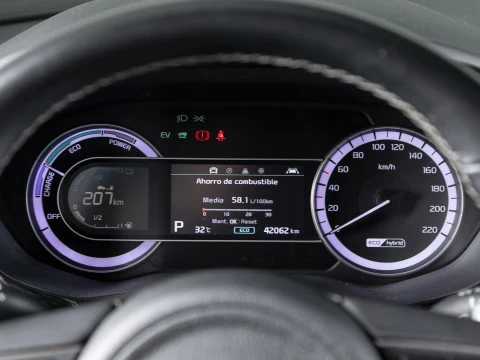 Kia Niro 1.6 GDi HEV 104kW (141CV) Drive