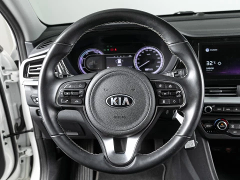 Kia Niro 1.6 GDi HEV 104kW (141CV) Drive
