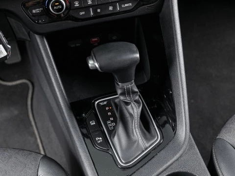 Kia Niro 1.6 GDi HEV 104kW (141CV) Drive