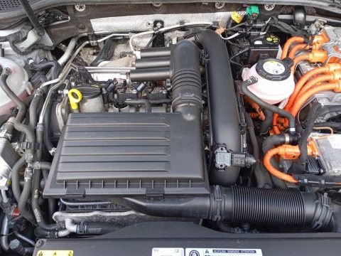 Volkswagen Passat GTE 1.4 TSI 115kW (156CV) DSG Variant