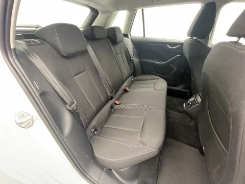 Skoda Kamiq 1.0 TSI 81kW (110CV) DSG Ambition