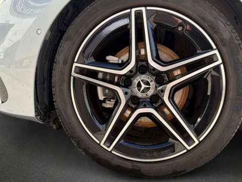 Mercedes-Benz Clase A  200 d Sedán