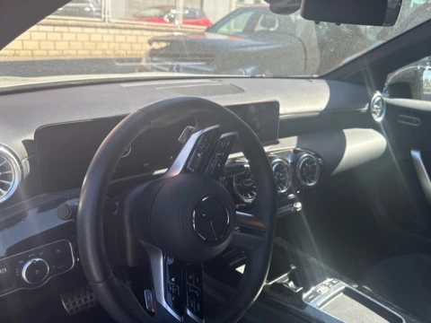 Mercedes-Benz Clase A  200 d Sedán