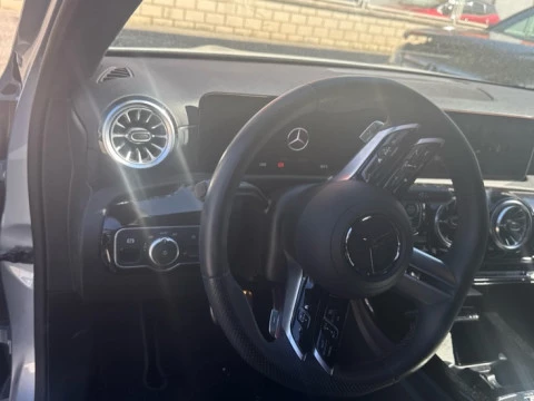 Mercedes-Benz Clase A  200 d Sedán