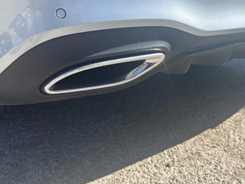 Mercedes-Benz Clase A  200 d Sedán