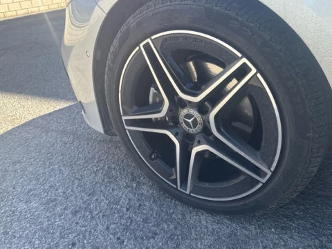 Mercedes-Benz Clase A  200 d Sedán