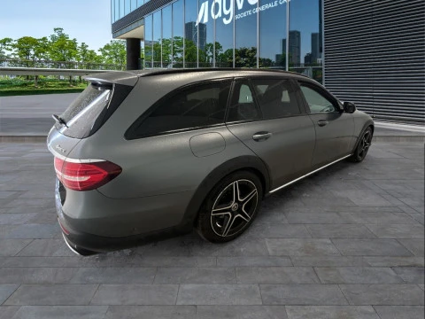 Mercedes-Benz Clase E E 220 d 4MATIC All-Terrain Estate