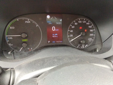 Toyota Yaris 1.5 120H Business Plus