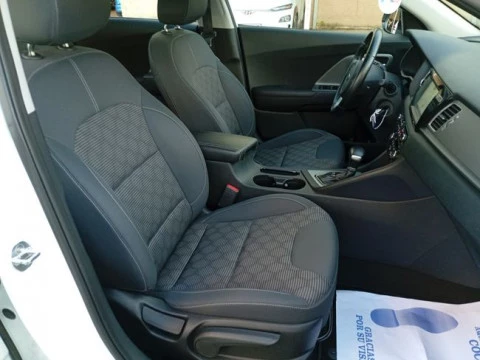 Kia Niro 1.6 GDi PHEV 104kW (141CV) Drive