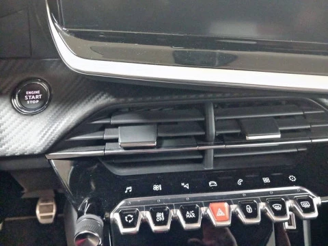 Peugeot 208 BlueHDi 73kW (100CV) GT