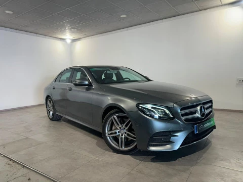 Mercedes-Benz Clase E E 220 d 4MATIC Berlina