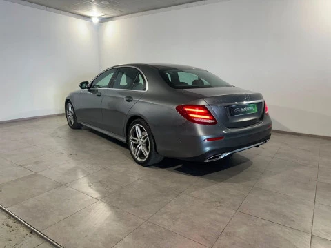 Mercedes-Benz Clase E E 220 d 4MATIC Berlina