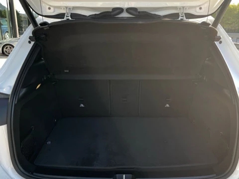 Mercedes-Benz GLA  200 d