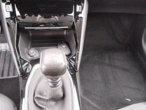 Peugeot 208 PureTech 73kW (100CV) Allure