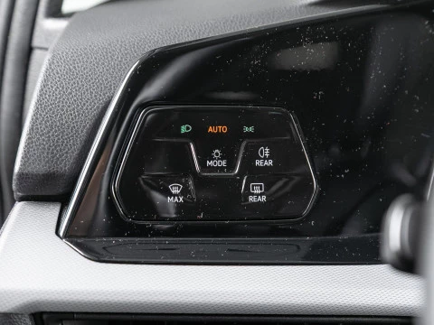 Volkswagen Golf 2.0 TDI 85kW (115CV)