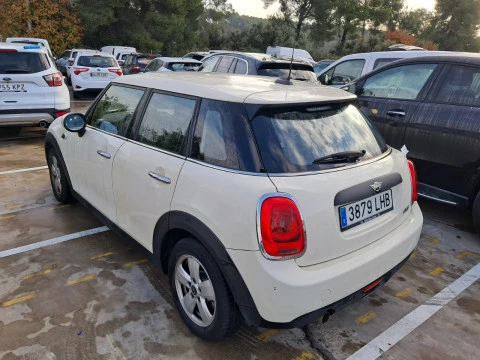 MINI ONE 5 PUERTAS