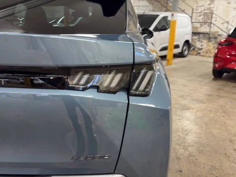 Peugeot 3008 Hybrid 1.2 107KW Allure eDCS6