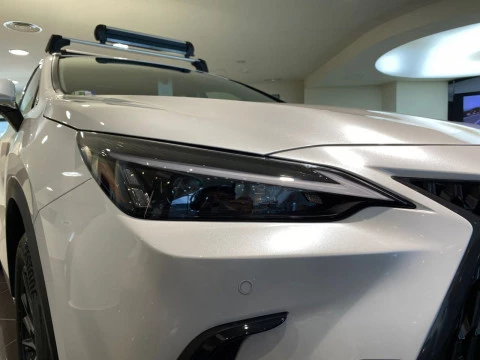 Lexus NX 350h Premium 2WD