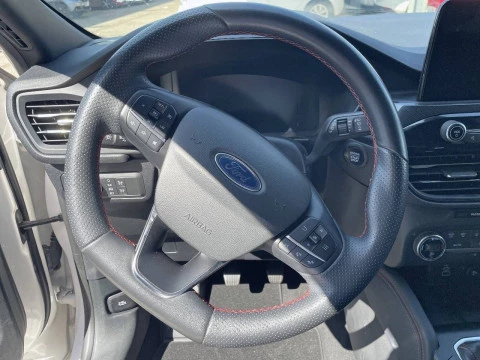 Ford Kuga ST-Line 1.5T EcoBoost 110kW (150CV)