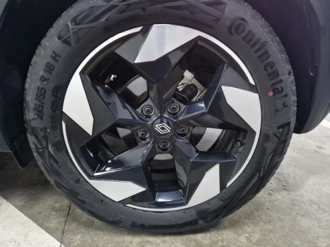 Renault Captur techno Eco-G 100cv (74 kW)