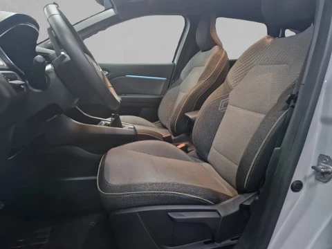 Renault Captur techno Eco-G 100cv (74 kW)