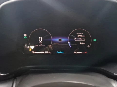 Renault Captur techno Eco-G 100cv (74 kW)