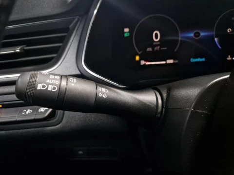 Renault Captur techno Eco-G 100cv (74 kW)