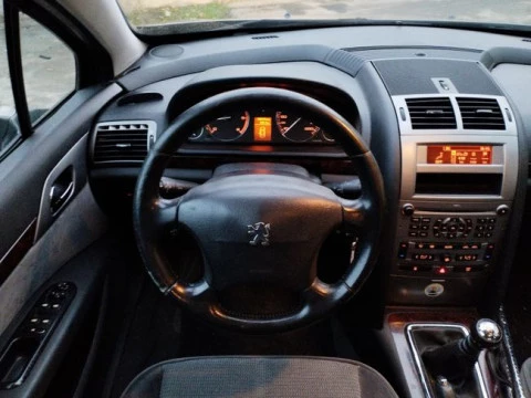 Peugeot 407 ST Confort HDI 136
