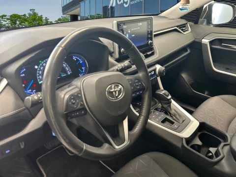 Toyota Rav4 2.5l 220H Advance