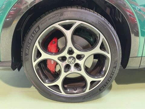Alfa Romeo Tonale 1.5 MHEV Veloce FWD Auto 118 kW (160 CV)