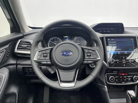 Subaru Forester 2.0i Hybrid CVT Executive Plus