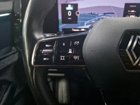 Renault Espace Techno E-Tech full hybrid 146kW