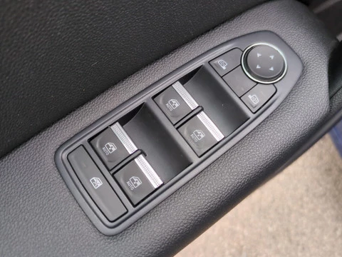 Renault Captur techno Fast Track E-Tech híbrido 105 kW