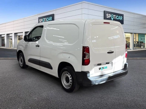 Peugeot Partner Pro Standard 600kg BlueHDi 55kW