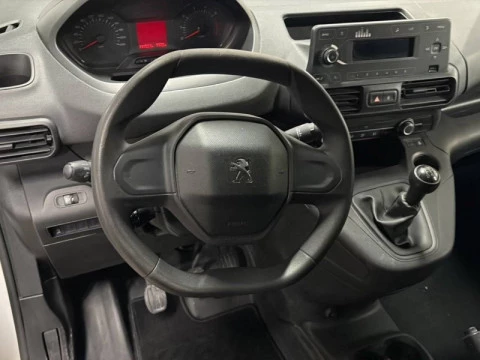 Peugeot Partner Pro Standard 600kg BlueHDi 55kW