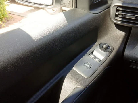 Citroën Berlingo Furgon BlueHDi 130 S&S Talla M 96 kW (130 CV)