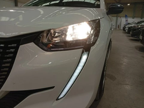 Peugeot 208 BlueHDi 73kW (100CV) Active