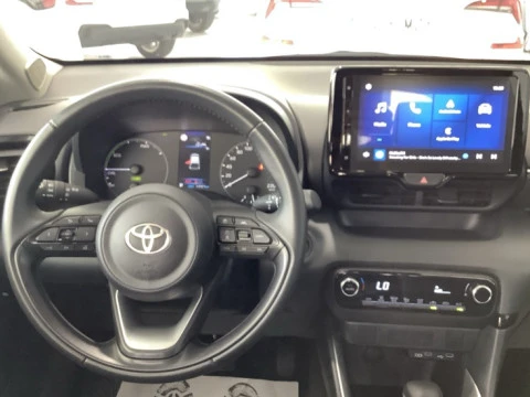 Toyota Yaris TOYOTA ACTIVE PLUS 120H