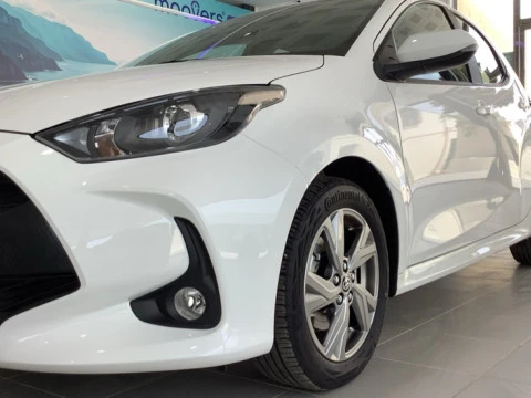 Toyota Yaris TOYOTA ACTIVE PLUS 120H