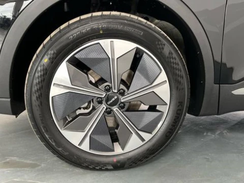 EBRO S700 1.6 TGDI Luxury 7 DCT