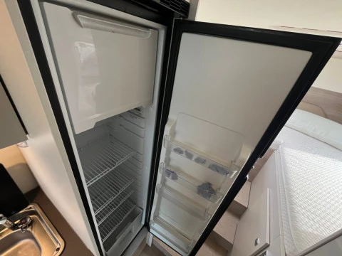 BURSTNER LINEO LINEO T690