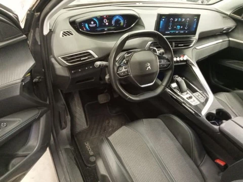 Peugeot 3008 Hybrid 225 e-EAT8 Allure