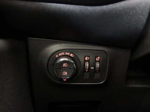 Opel CORSA 1.4 DESIGN LINE GLP 5P