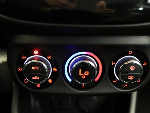 Opel CORSA 1.4 DESIGN LINE GLP 5P