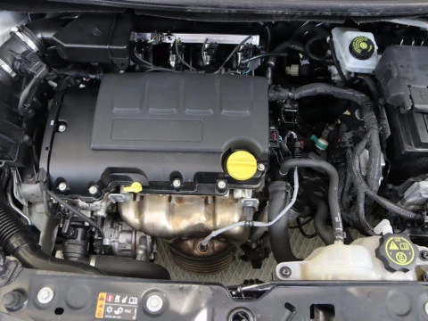 Opel CORSA 1.4 DESIGN LINE GLP 5P