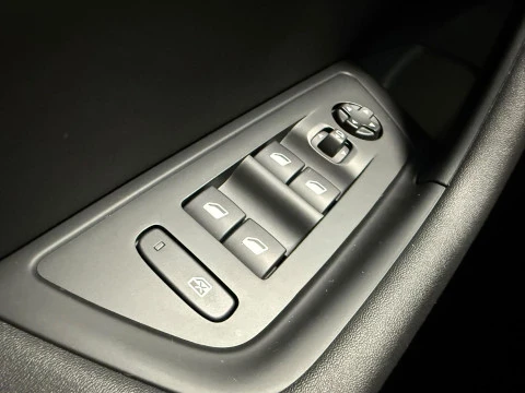 Peugeot 508 Hybrid 5P Allure HYBRID 225 e-EAT8