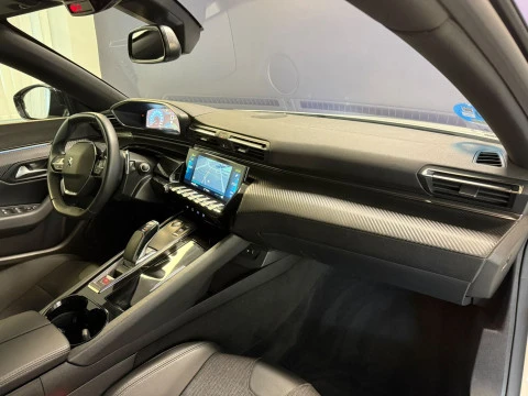 Peugeot 508 Hybrid 5P Allure HYBRID 225 e-EAT8