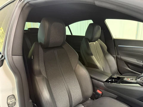 Peugeot 508 Hybrid 5P Allure HYBRID 225 e-EAT8
